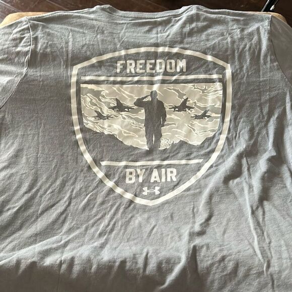 Under Armour Men's Freedom Graphic Short Sleeve T-Shirt. Gray. Size XL‎ - Picture 8 of 9